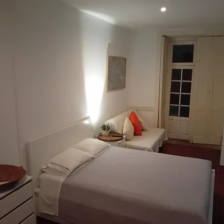 Oupas 2 Lofts Apartment *